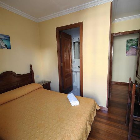 Pension Residencia Buenos Aires Vigo Exterior photo