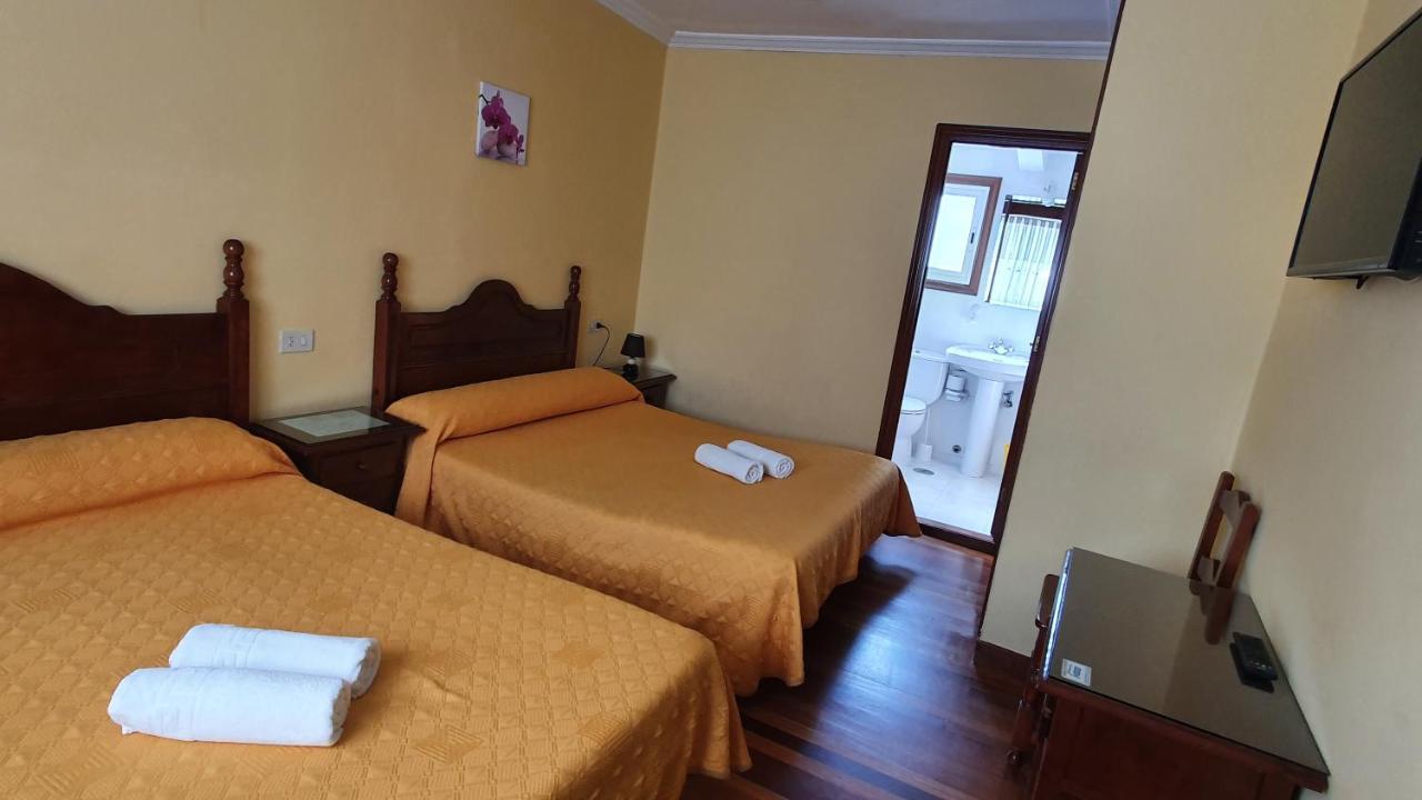 Pension Residencia Buenos Aires Vigo Exterior photo
