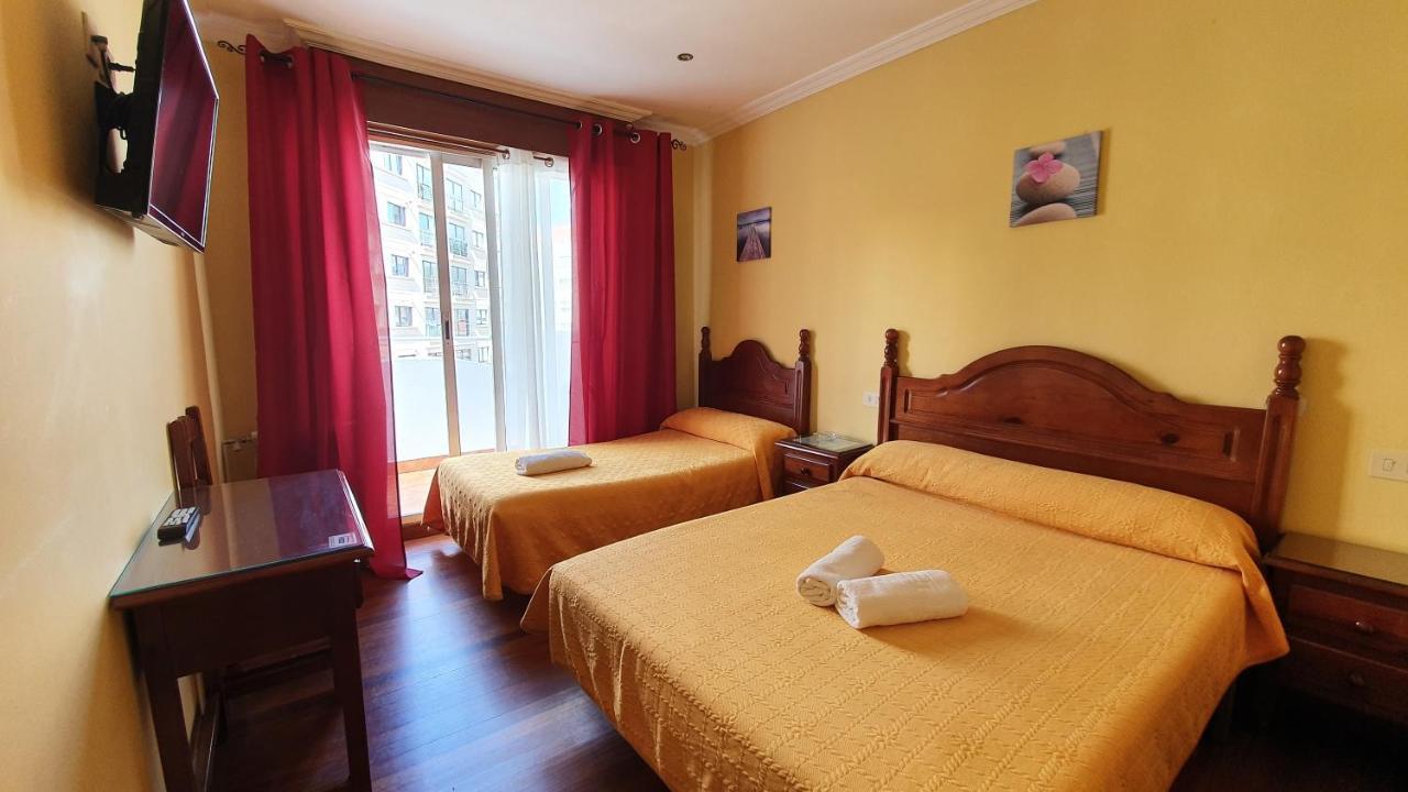 Pension Residencia Buenos Aires Vigo Exterior photo