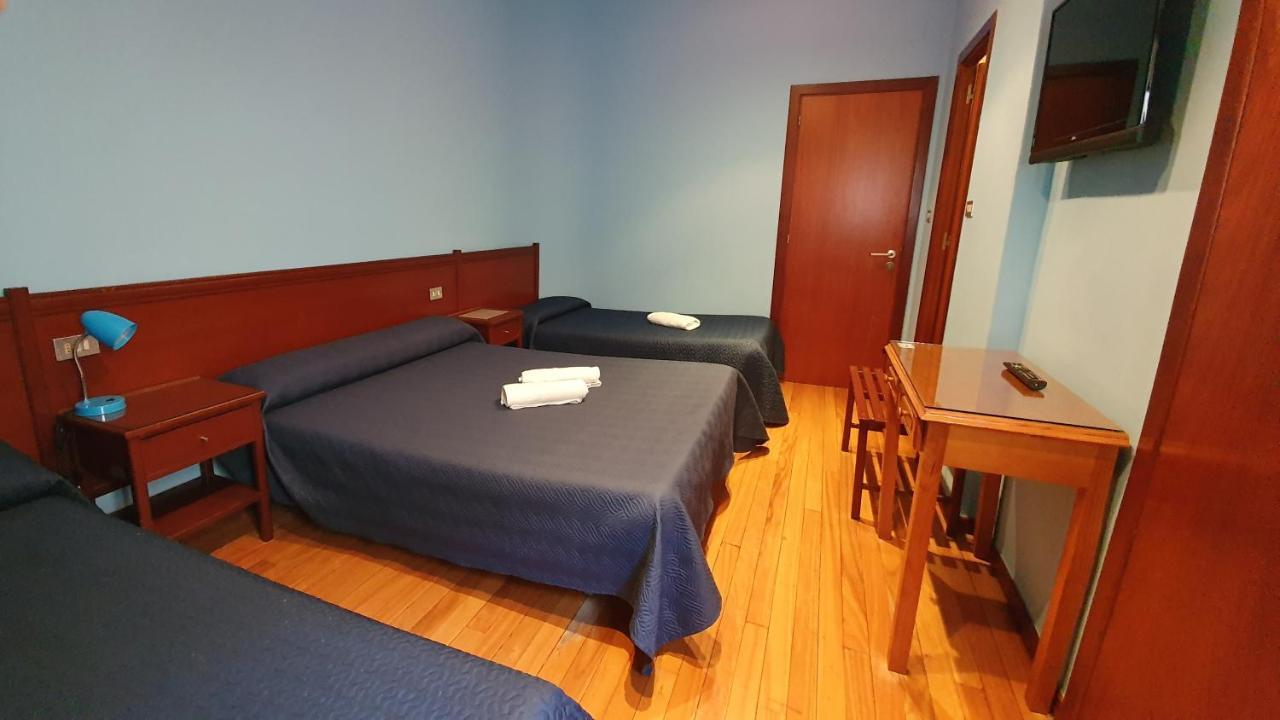 Pension Residencia Buenos Aires Vigo Exterior photo