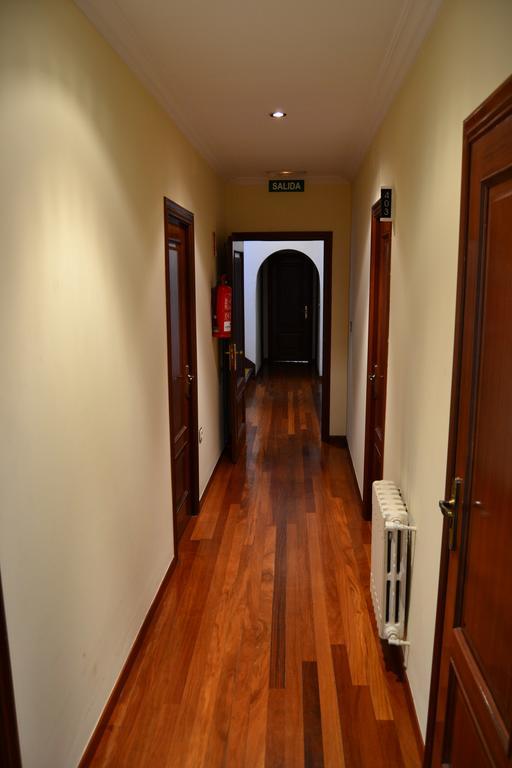 Pension Residencia Buenos Aires Vigo Exterior photo