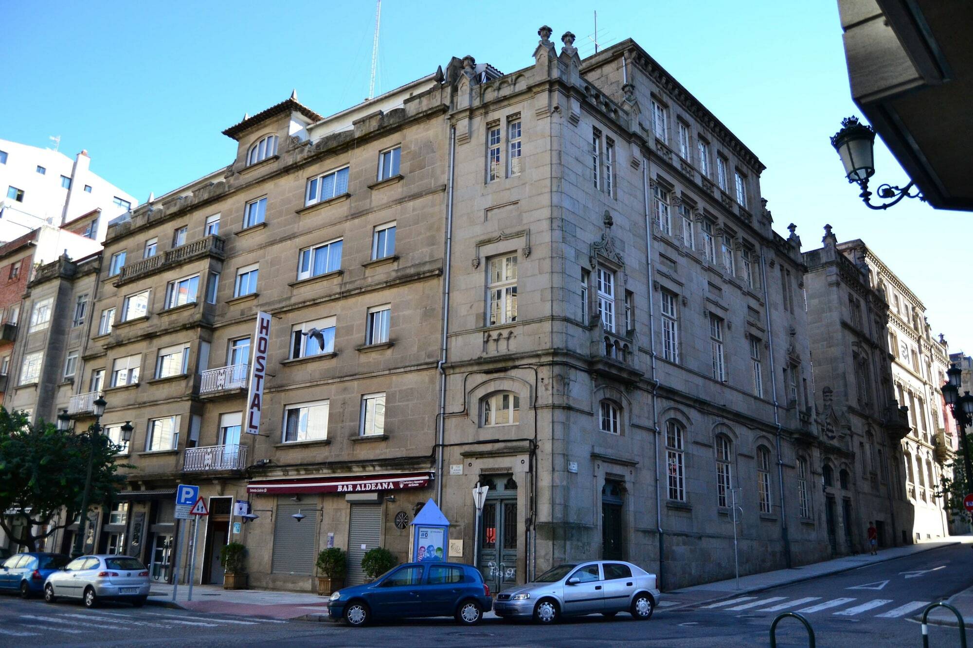 Pension Residencia Buenos Aires Vigo Exterior photo